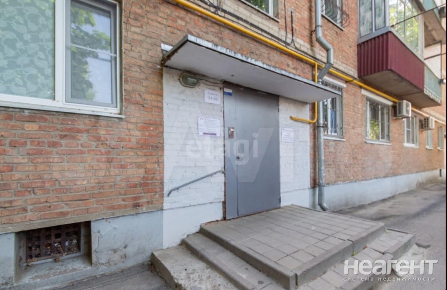 Продается 3-х комнатная квартира, 63 м²