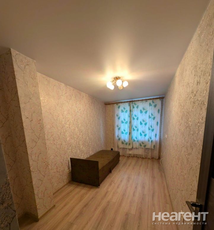 Продается Многокомнатная квартира, 90 м²