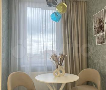 Продается 1-комнатная квартира, 37 м²