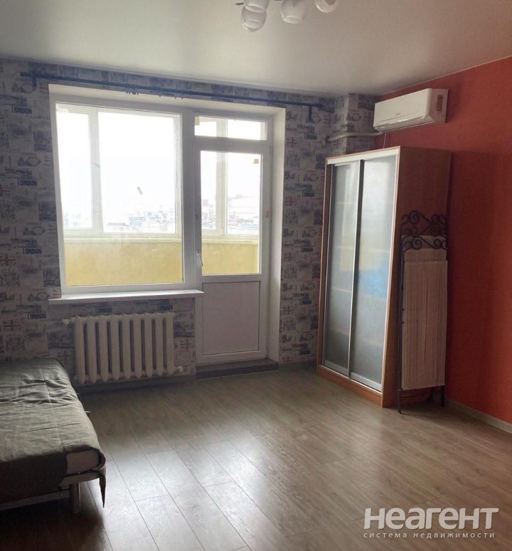 Сдается Многокомнатная квартира, 90 м²