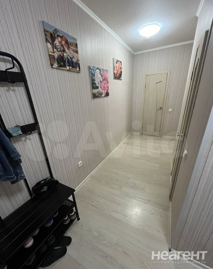 Продается 2-х комнатная квартира, 60 м²