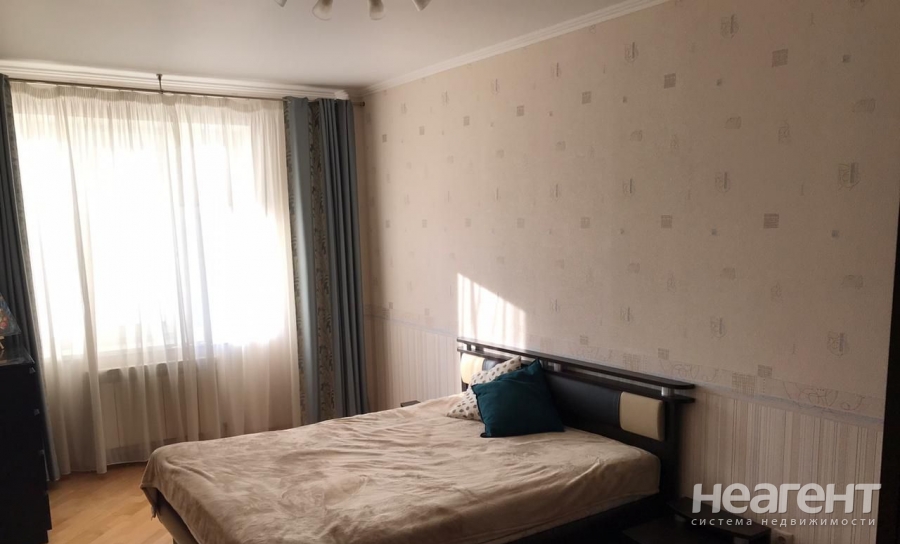 Продается 2-х комнатная квартира, 64 м²