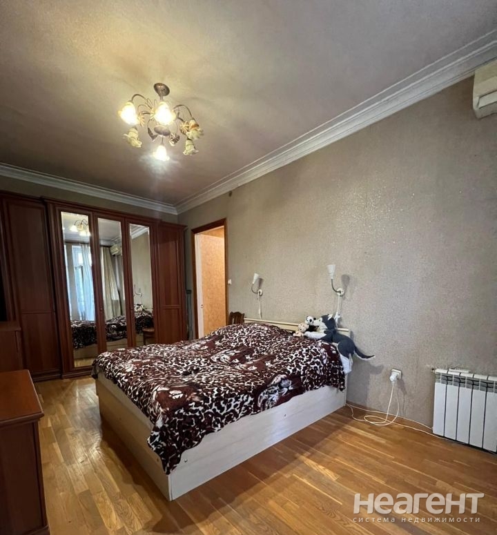 Продается 2-х комнатная квартира, 60 м²