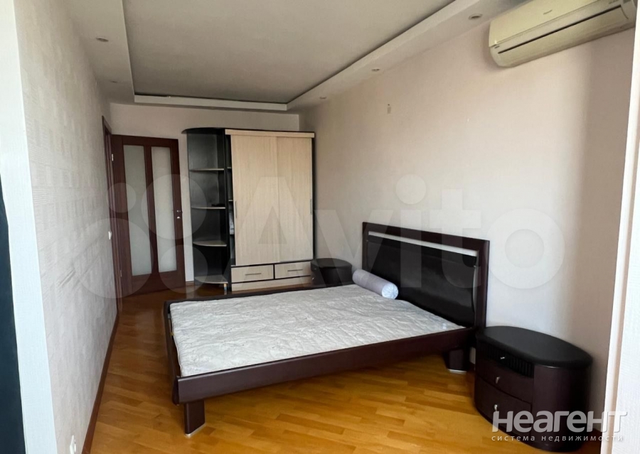 Продается 3-х комнатная квартира, 80 м²