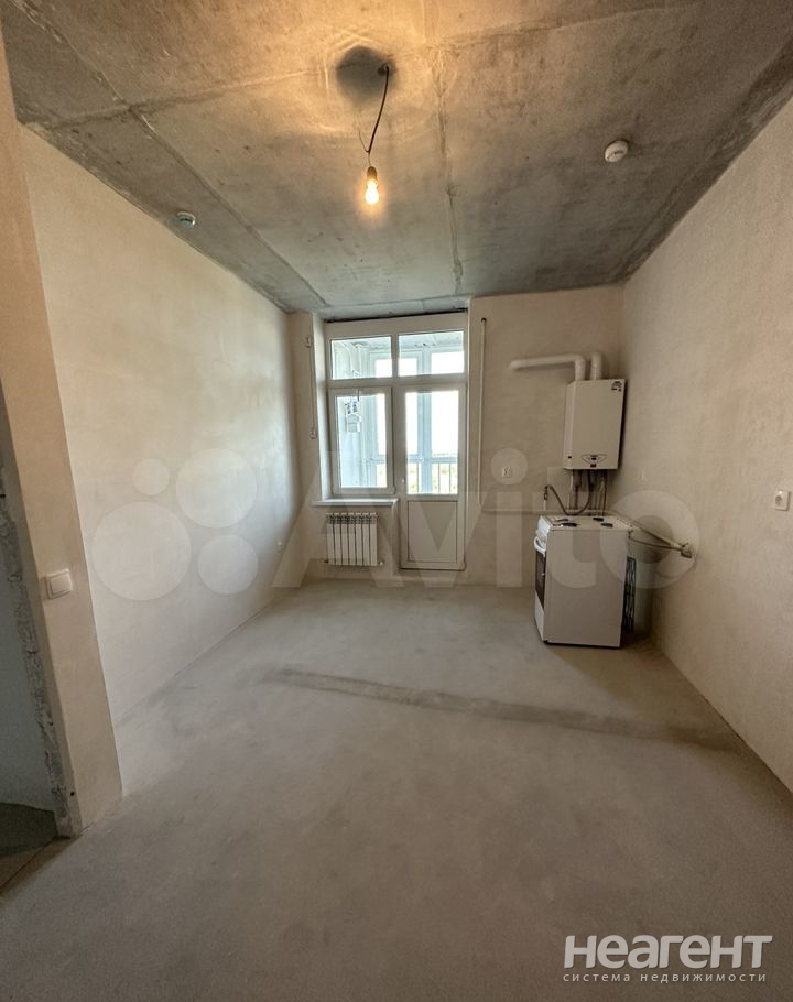 Продается 1-комнатная квартира, 36 м²