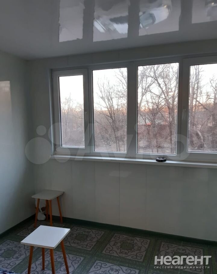 Продается 1-комнатная квартира, 52 м²