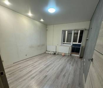 Продается 1-комнатная квартира, 44 м²
