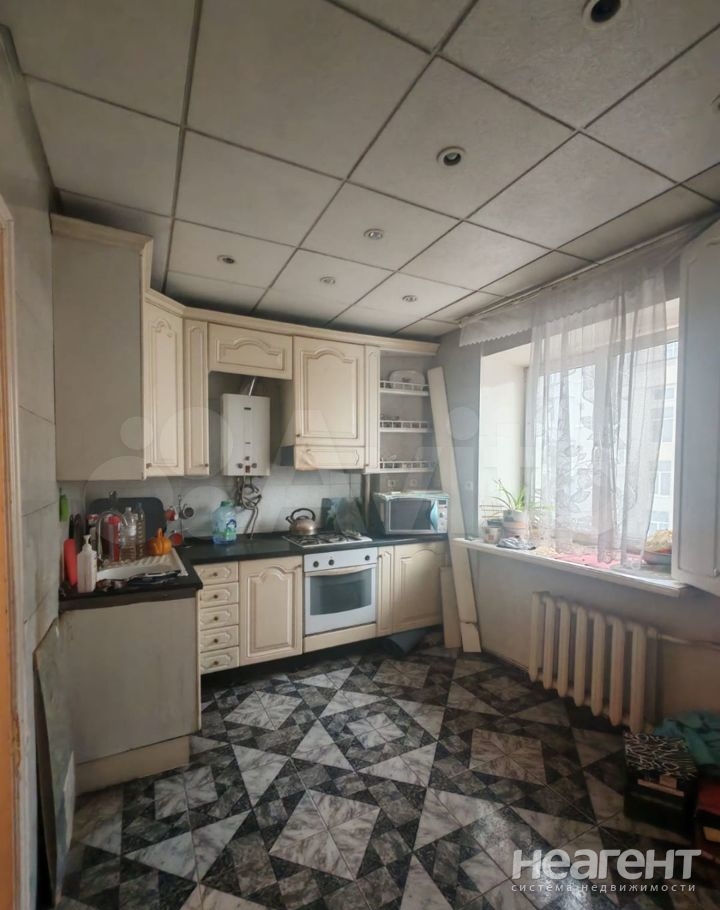 Продается Многокомнатная квартира, 110 м²