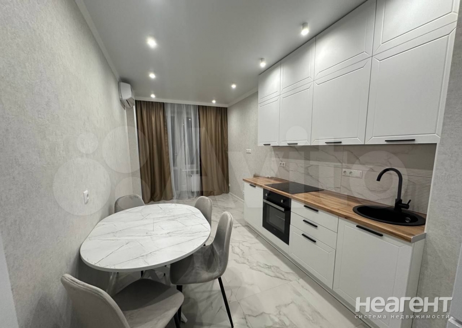 Продается 3-х комнатная квартира, 77 м²