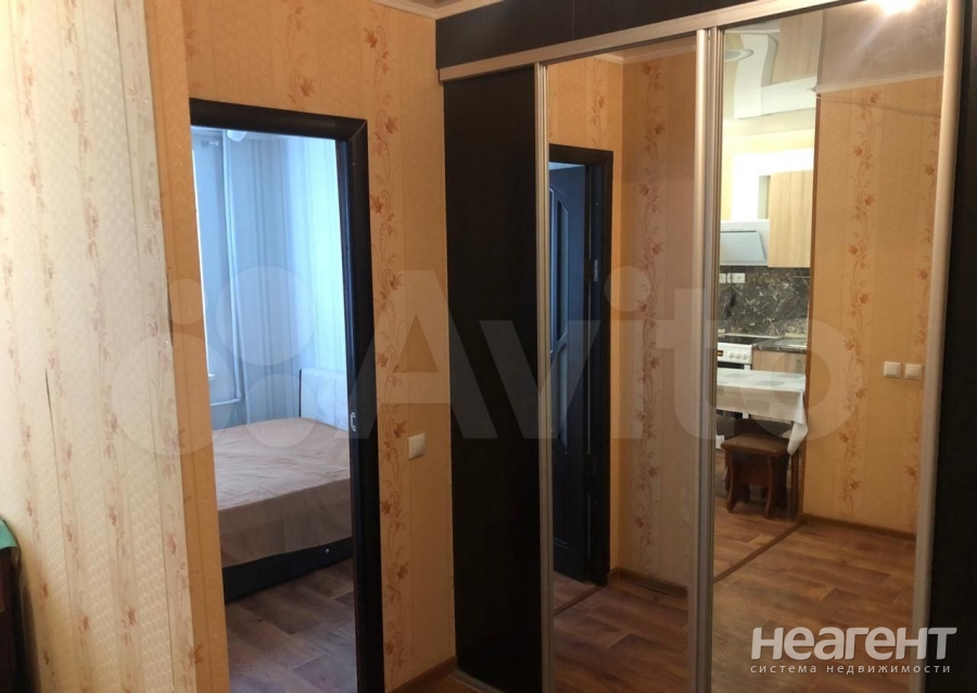 Продается 1-комнатная квартира, 27 м²