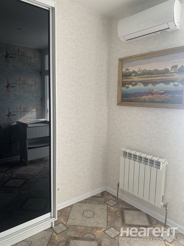 Продается 1-комнатная квартира, 27 м²