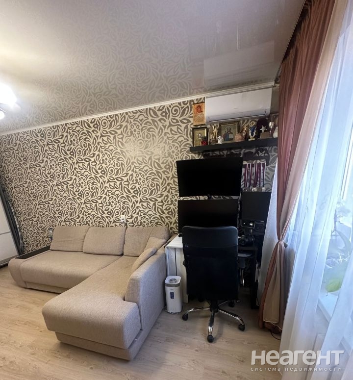 Продается 1-комнатная квартира, 34 м²