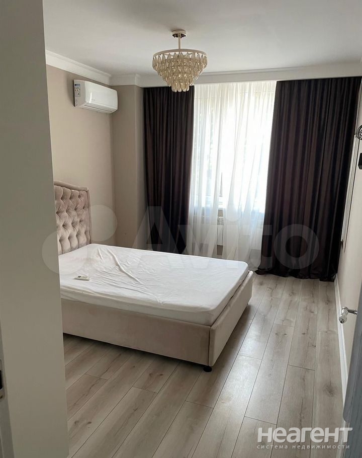 Продается 3-х комнатная квартира, 90 м²