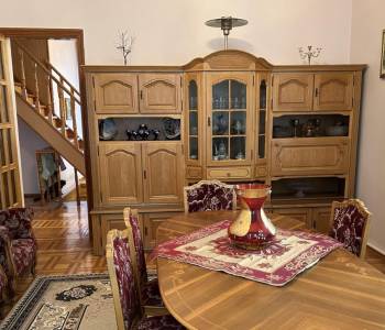 Продается Дом, 293 м²