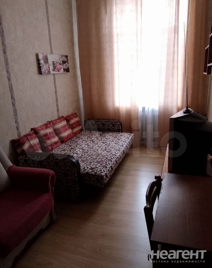 Продается Многокомнатная квартира, 98,8 м²