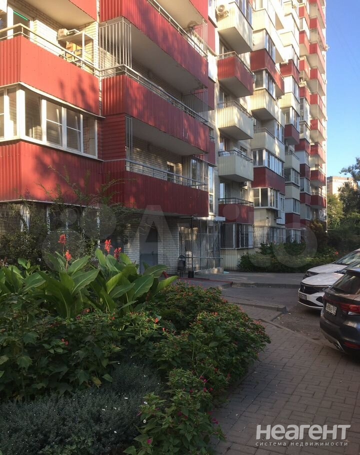 Продается 1-комнатная квартира, 34 м²