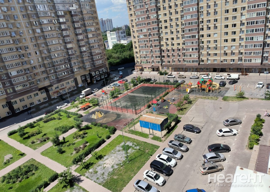 Продается 1-комнатная квартира, 38 м²