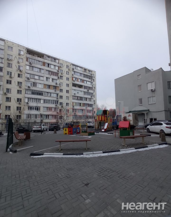 Продается 3-х комнатная квартира, 108 м²