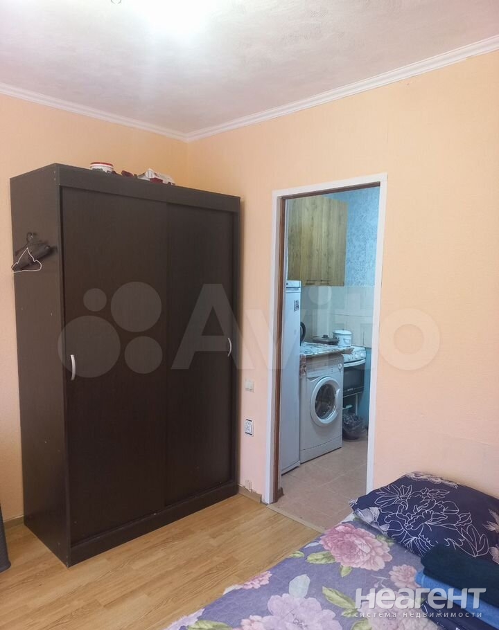 Продается 1-комнатная квартира, 19 м²