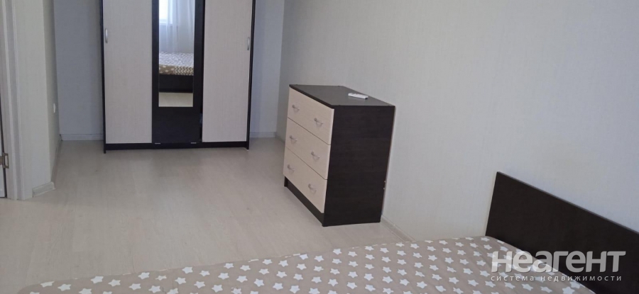 Сдается 1-комнатная квартира, 32 м²