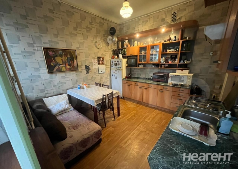 Продается 2-х комнатная квартира, 60,7 м²