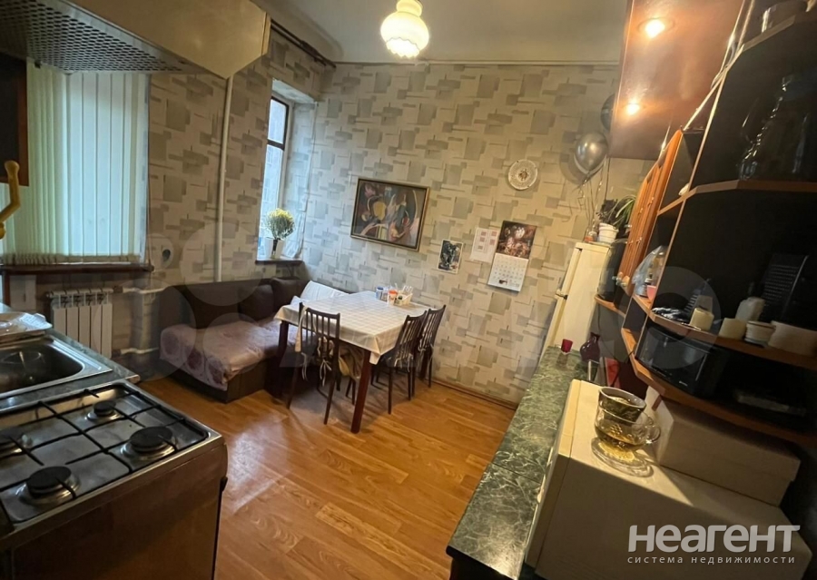 Продается 2-х комнатная квартира, 60,7 м²