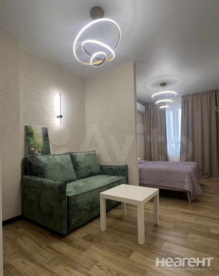 Продается 1-комнатная квартира, 44 м²