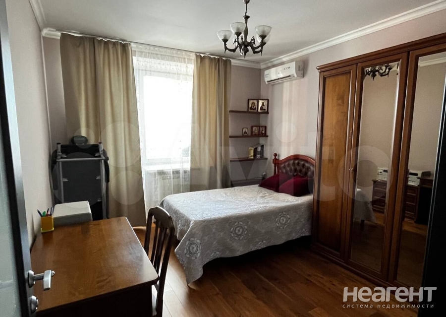 Продается 3-х комнатная квартира, 90 м²