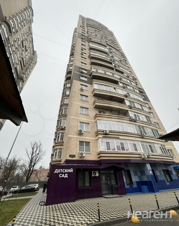 Продается 1-комнатная квартира, 27 м²