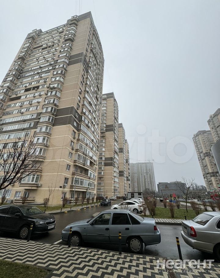 Продается 1-комнатная квартира, 27 м²