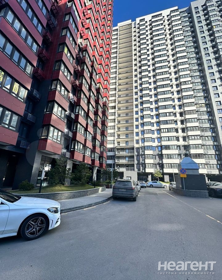 Продается 1-комнатная квартира, 33 м²