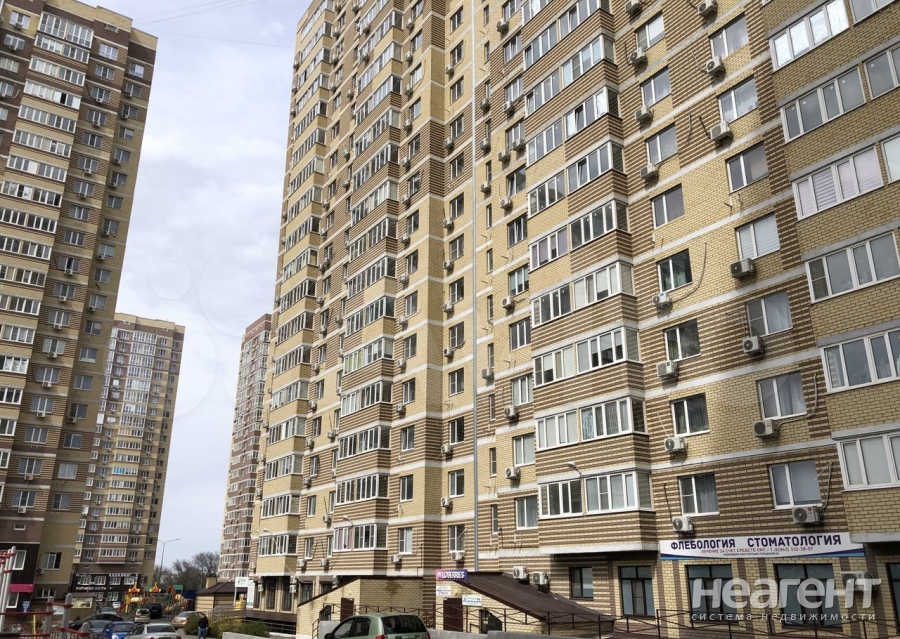 Продается Многокомнатная квартира, 74 м²