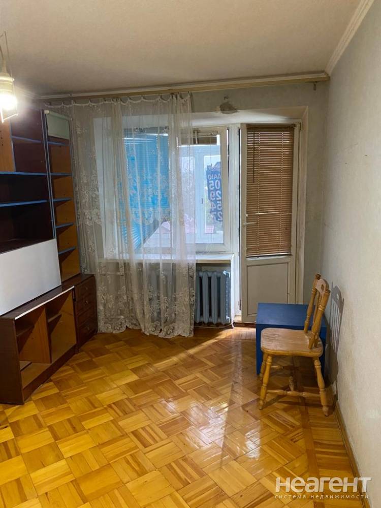 Сдается Многокомнатная квартира, 62 м²