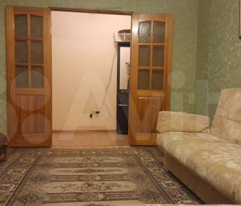 Продается Многокомнатная квартира, 90 м²