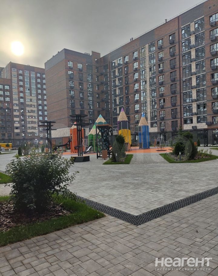 Продается 1-комнатная квартира, 32 м²