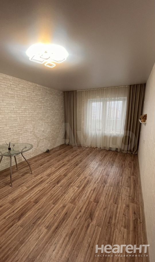 Продается 1-комнатная квартира, 24,2 м²