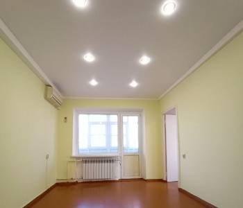 Продается 3-х комнатная квартира, 47 м²