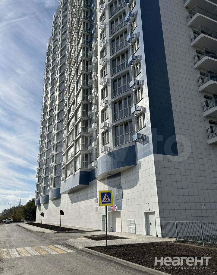 Продается 1-комнатная квартира, 39,7 м²