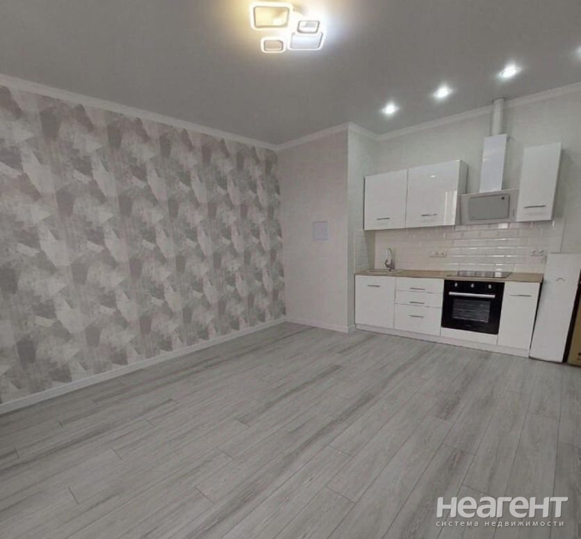 Сдается 2-х комнатная квартира, 42 м²