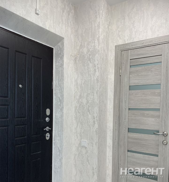 Продается 1-комнатная квартира, 41 м²