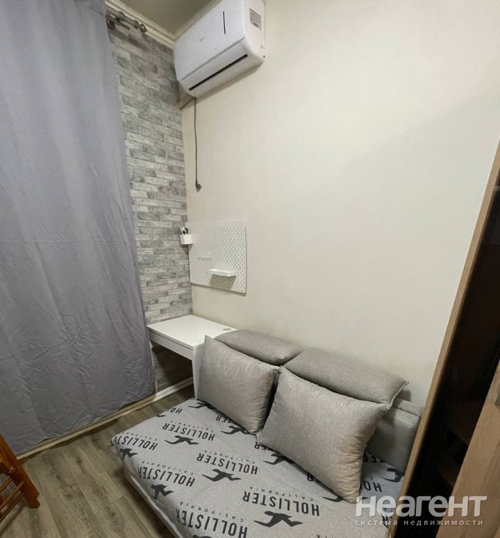 Продается 1-комнатная квартира, 14 м²