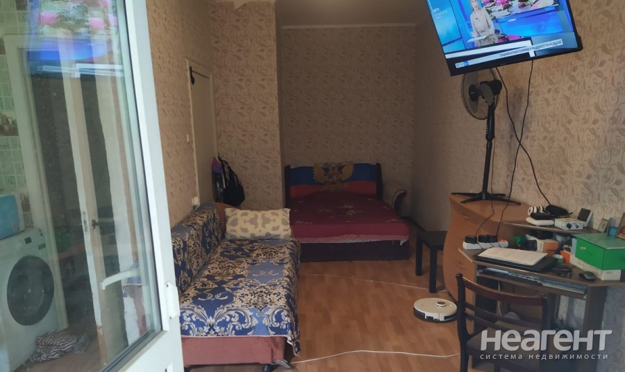 Продается 1-комнатная квартира, 35 м²