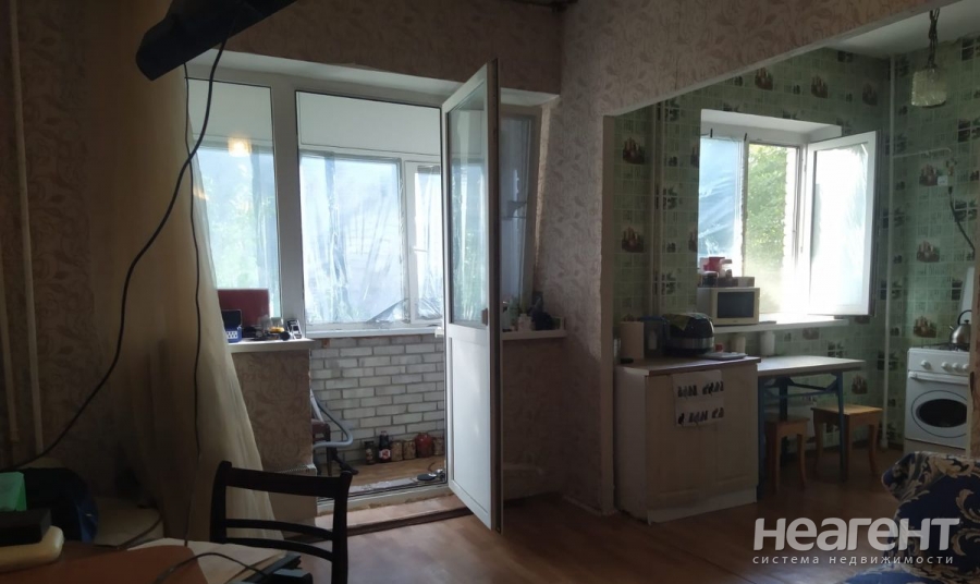 Продается 1-комнатная квартира, 35 м²