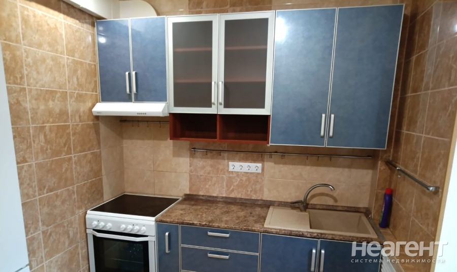 Сдается 1-комнатная квартира, 41 м²