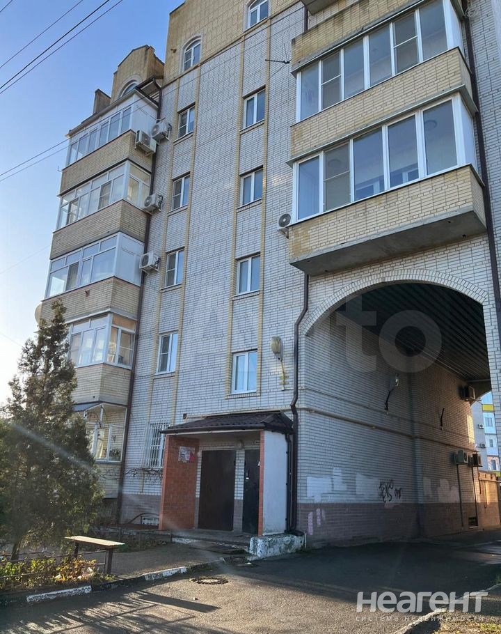 Продается 1-комнатная квартира, 38 м²