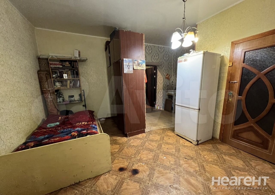 Продается 1-комнатная квартира, 35 м²