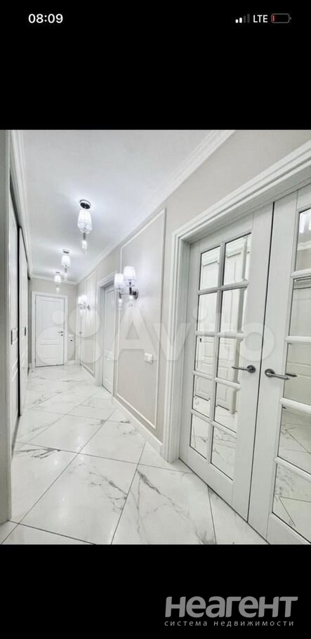 Продается Многокомнатная квартира, 101 м²