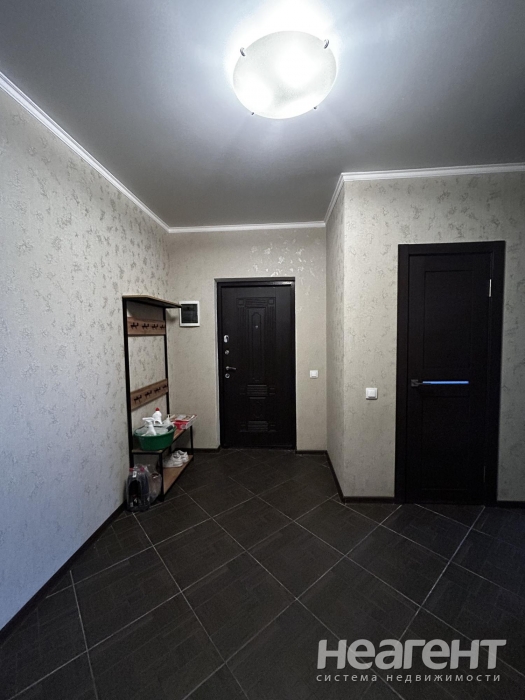 Сдается 2-х комнатная квартира, 65 м²