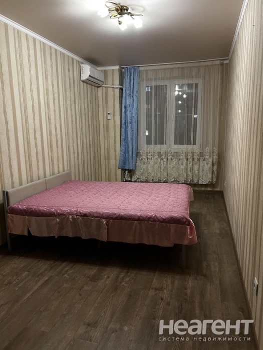 Сдается 2-х комнатная квартира, 65 м²