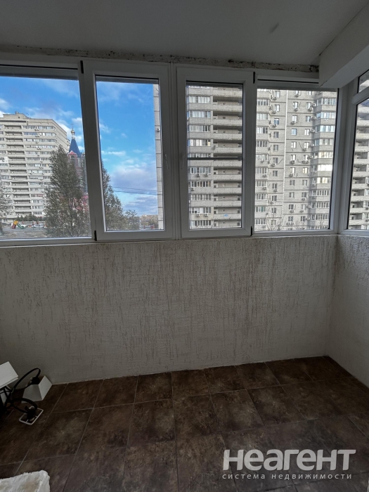 Сдается 2-х комнатная квартира, 65 м²